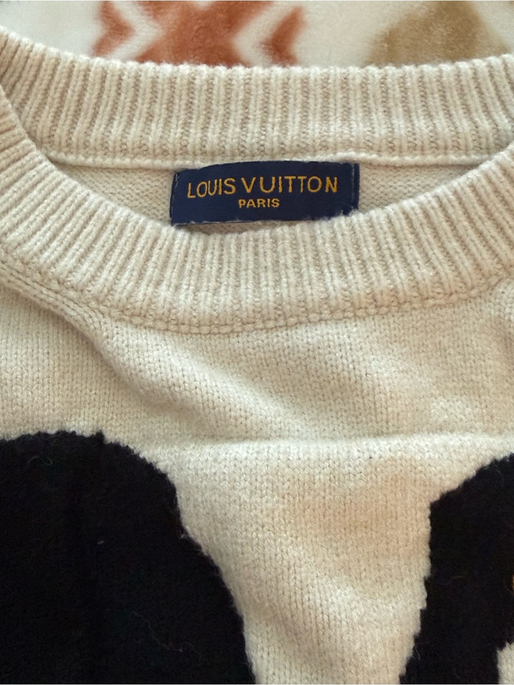 Louis Vuitton Cream Crewneck Sweater with Multicolor Abstract Face - Picture 2 of 3